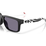 Oakley Holbrook, Matte Black w/ Prizm Grey