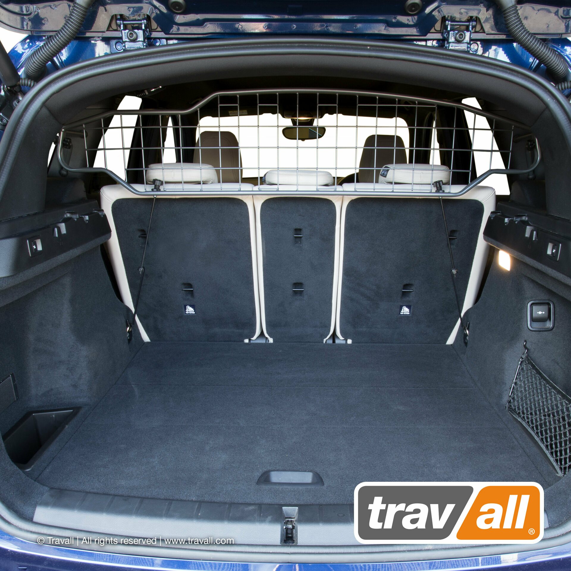 Travall Dog Guard BMW X1 2015 ペットフェンス Viranomainen.fi 日本語