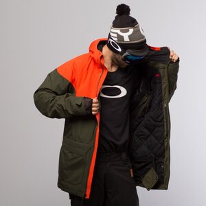 Oakley Badlands Gore-Tex Biozone Down Jacket
