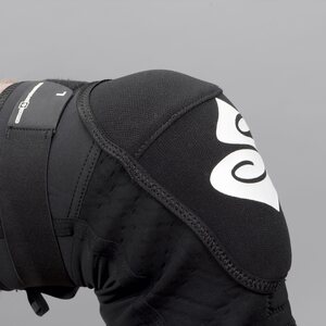 Sweet Protection Bearsuit Light Knee Pads