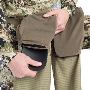 Removable knee pads offer additional protection whether you’re scrambling through talus in the Northern Rockies, picking your way through cactus in the Sonoran Desert, or field dressing an animal.
