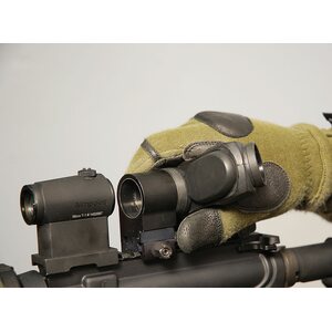Aimpoint CEU with high (39 mm) top ring TwistMount and base,,,
