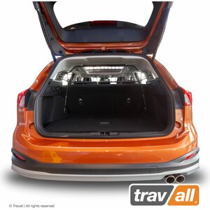 Travall Koiraverkko Ford Focus Estate 2018-