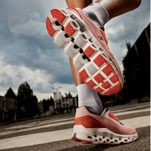 On Cloudstratus Womens
