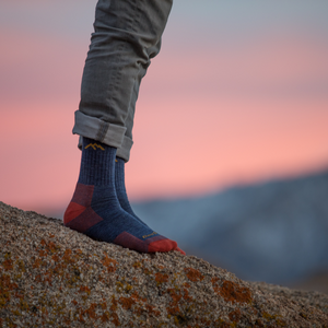 Darn Tough Hiker Micro Crew Midweight Hiking Sock Mens