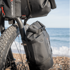 Geosmina Cargo Cage Fork Bag