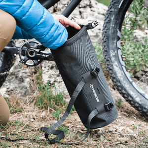 Geosmina Cargo Cage Fork Bag