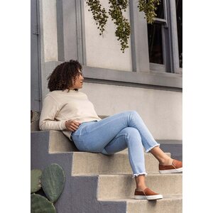Duer Midweight Denim High Rise Taper Womens