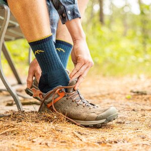Darn Tough Hiker Micro Crew Midweight Hiking Sock Mens