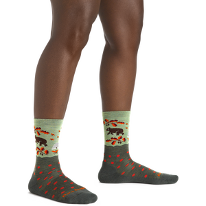 Darn Tough Wild Life Crew Lightweight with Cushion Merino Womens