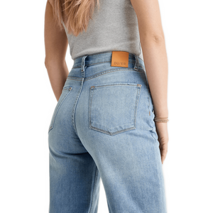 Duer Midweight Denim High Rise Arc Womens