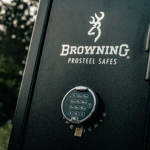 Browning Defender Asekaappi 12 aseelle, E-lukko