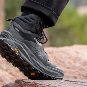 Altra Olympus 6 Hike Mid GTX Womens