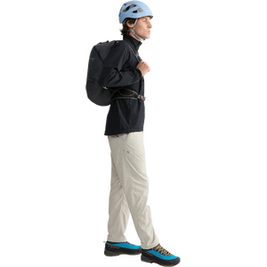 Model wears size M and measures: Hip 96 cm, height 189 cm