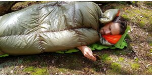 Bushmen Glow Camp quilt +5C