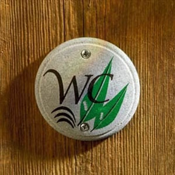 Hukka WC-ovikilpi