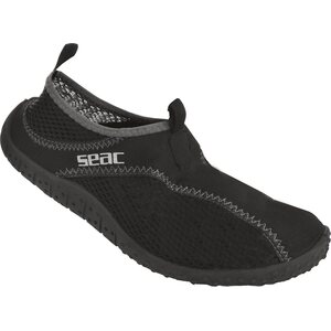 Beach shoes